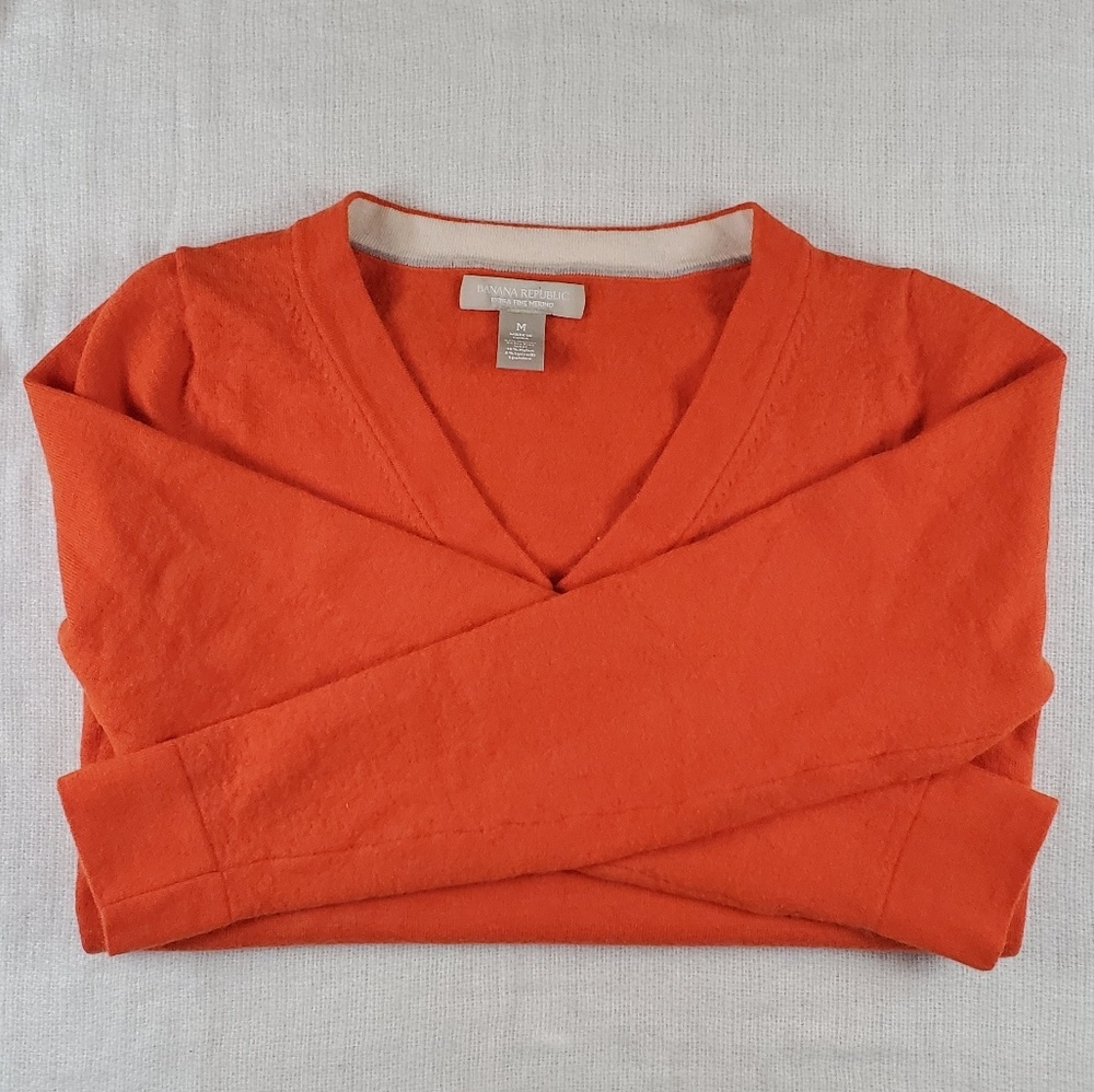 Banana republic extra fine merino wool size M